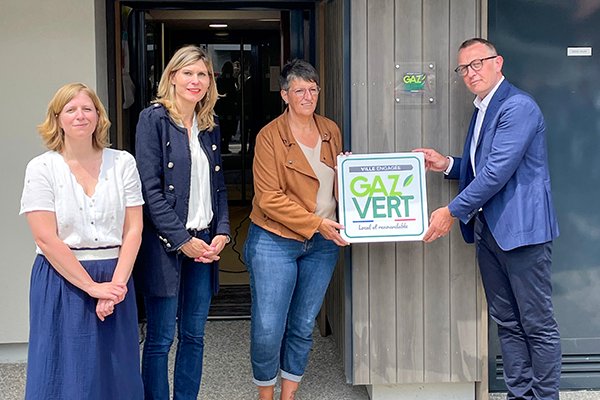 Inauguration plaque gaz vert de la résidence Villas Alexandre à Feigères