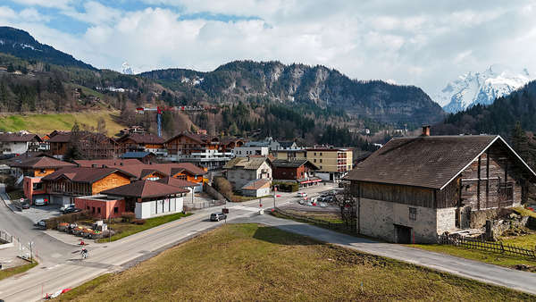 Vue sur les montagnes depuis le programme Les Frâres 1823 à Saint-Jean
